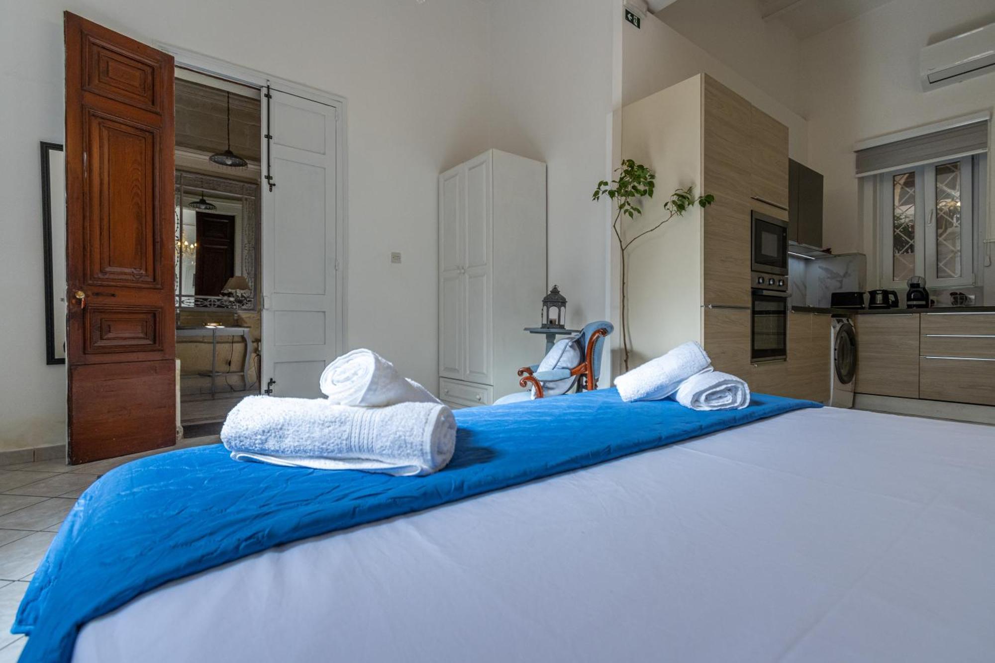 Cozy Carisma Lodging - Central, New And Independent Studio Apartment Sliema Esterno foto